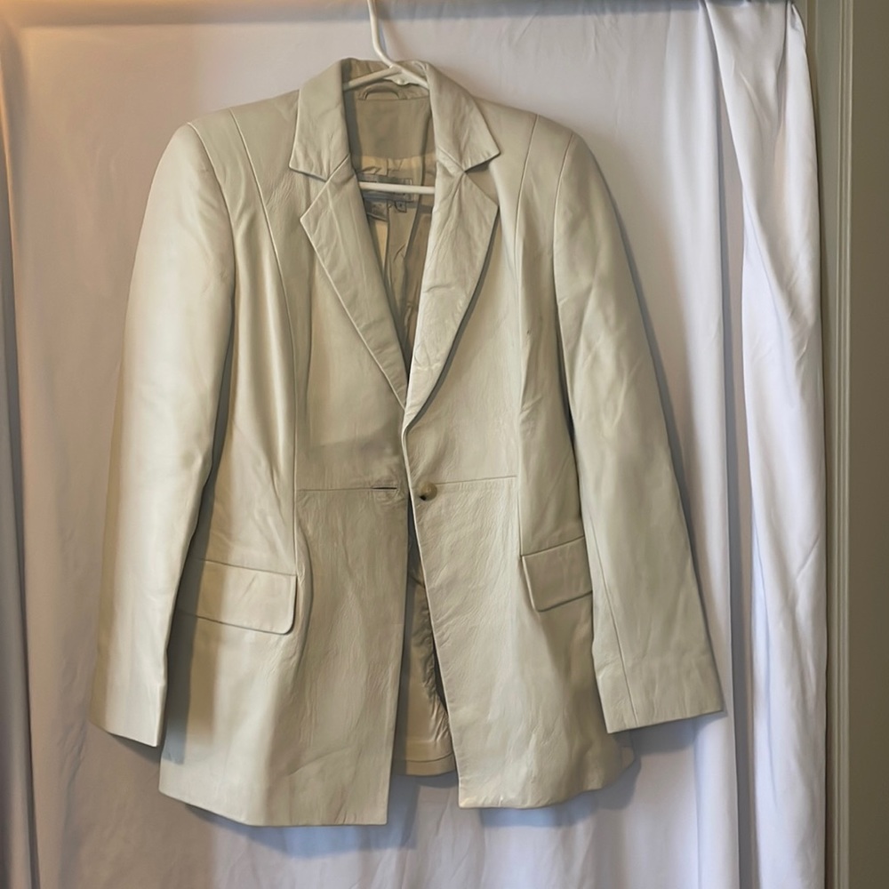 Size 4 genuine leather blazer